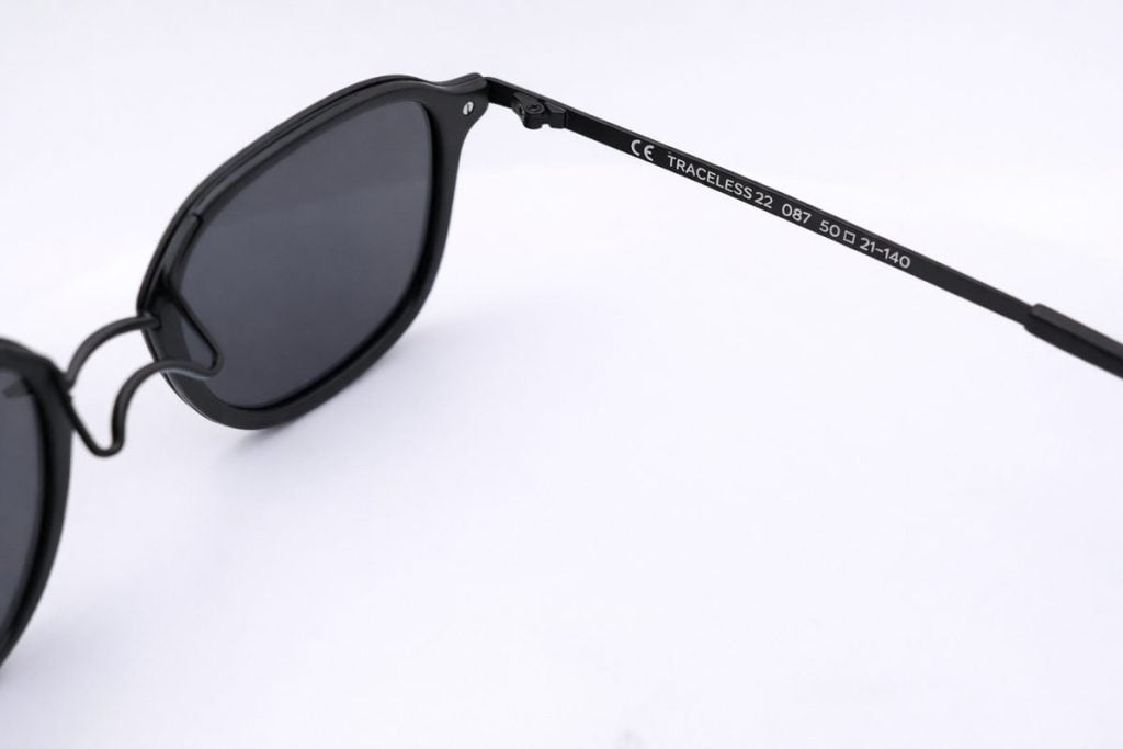 TRACELESS 22 sunglasses, hinge and temple detail